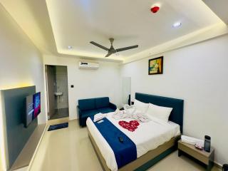 Hotel Soya, Best Hotels AC Rooms Near Sayan Surat Railway Station - - 2