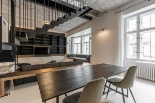 Luxury Old Town Penthouse w park - 2