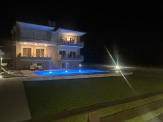 Costa Kalamos Suites - Kalamos - 8