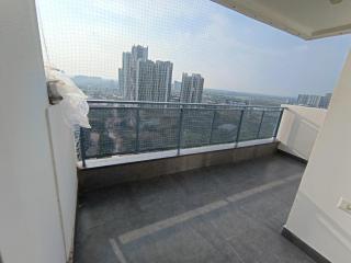 Fully Furnished Flat WTC 106 - Gurgaon - 8