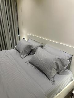 شقة مودرن بغرفة نوم وصالة - 8