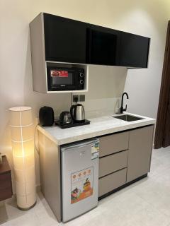 شقة مودرن بغرفة نوم وصالة - 5