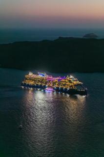 Kastro Suites - Fira - 1
