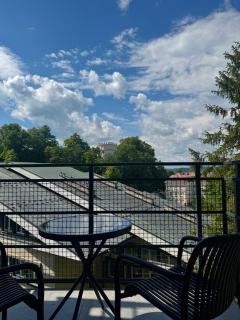 JULIA APART Premium - 6