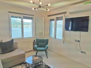 Serene Apartment - Kastoria - 5