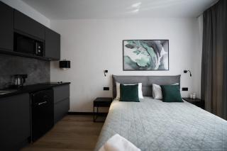 Апартаменти MYFREEDOM подобово на Поділі Wi-Fi, робоча зона та зручне розташування - 1