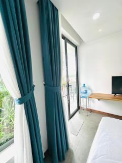 401MSNK Luxe Studio w Balcony and Natural Light - Can Tho - 0