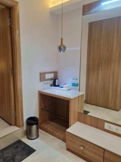 Hotel The Grand Murli - Surat - 8
