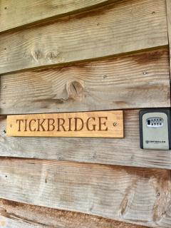Tick Bridge cabin - Lyonshall - 9