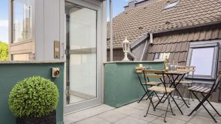 4 Schlafzimmer, Wintergarten & Terrasse & Parkplatz, nahe Hbf - 9