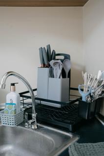 Pool View Studio In Cebu IT Park - Family Friendly - 3