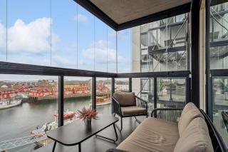 Oceanfront Balcony Apartment - 0