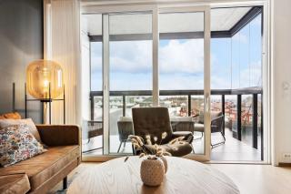 Oceanfront Balcony Apartment - 6