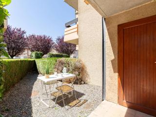 Appartement T2 avec jardinet, parking et casier à skis, quartier thermal, proche télécabine, 2 étoiles - FR-1-296-171 - 0