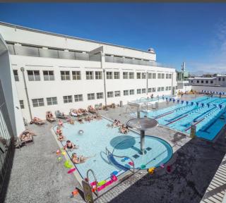 Cheerful 4BR - Heart of down town - Reykjavík - 3