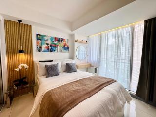 1Bedroom condo unit Beach and Pool view in Azure Urban Resort Residences Parañaque - 3