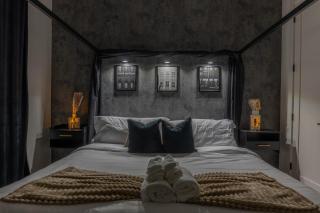 Luxury Lookout with NYC view, 2BR plus Free Parking, Sleeps 8, 20 Percent Off - 9