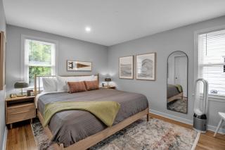 Family Home King Beds EV Charger WFH AC - 7
