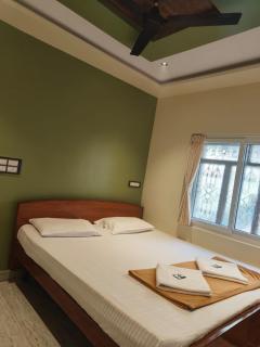 Rocky Guesthouse - 4