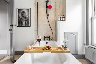 The Lynx Landing - Stylish 3 BR - Free Parking - Near Harry Potter Studios - 7