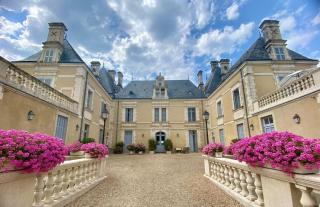 Appartement dans Château exceptionnel PISCINE -GOLF -TENNIS - 1