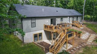 Lazy Bear Inn - 5