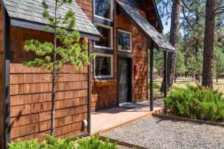 Juniper & Pine, a Lodge-Style Cabin in Sisters, OR - 6