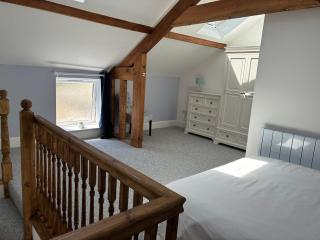 The Cottage at Clive - - 2