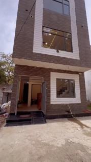 V2 Guest House - 4
