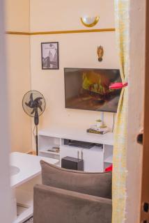 Bay Loft Apartment, Starlink Internet speeds and Netflix - Homa Bay - 0