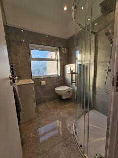 Large 5 Bed Home with 3 Baths and Parking - 2