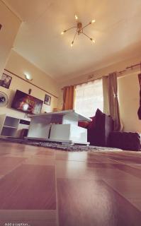 Bay Loft Apartment, Starlink Internet speeds and Netflix - Homa Bay - 8