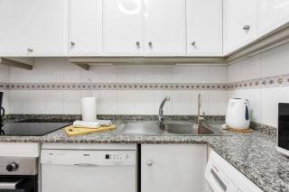 Atico soleado con una ubicación perfecta - 4