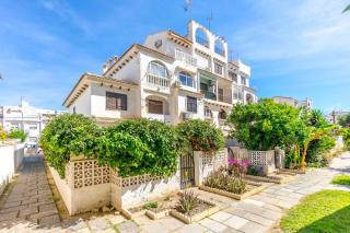 Apartamento de vacaciones soleado en un vecindario - 0