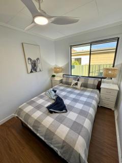 Convenient Private Unit - Eden 2 Bedrooms - 2