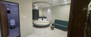 Hotel Avanue Villa - Dabhoi - 3