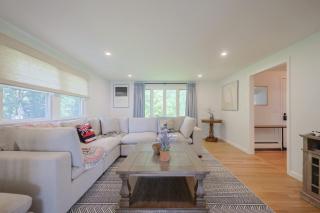 Tranquil Waterfront Getaway - Bourne - 9