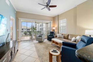 Tropical Paradise Oasis, Resort Amenities, Top-Floor, 3-Bedroom End-Unit - Bonita Springs - 9