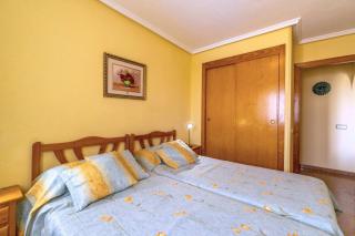 Ático con vistas y piscina - 1