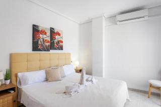 Acogedor ático con tres dormitorios en Torrevieja - Torrevieja - 5