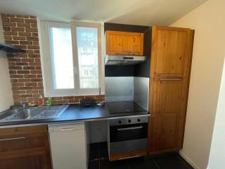 Bright Spacious Flat • 5 Guests • Near Tram - Brest - 5
