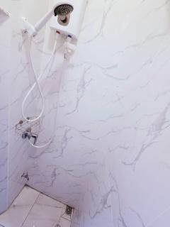 Crane nest 7 green wall view - 6