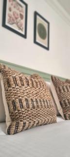 Saint Margaret's Guest House - Poole - 9