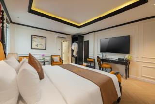 Golden Boutique Hotel - 9