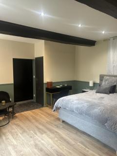 La Suite Fernand Bar - 1