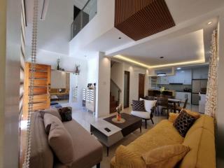 Brand New Home! 3BR, 5 Beds, 3 Baths, Full AC - - 3