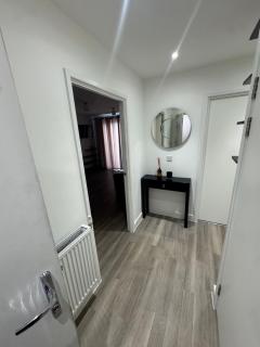 Dream 2 bedroom Apartment - 2