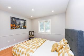 Elegant 6 Bedroom Modern Retreat in Caledon - - 9