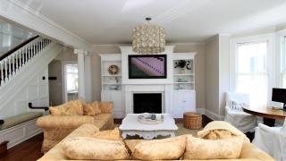207 Howard Street - The "Schapteau" - 3