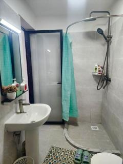 Modern Kilimani 2BR Walk to Yaya Centre & CJs Restaurant & Kilimani Mall - 1